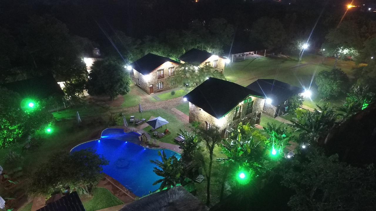 Cabanas Castillo Iguazu Villa Puerto Iguazú Exteriör bild
